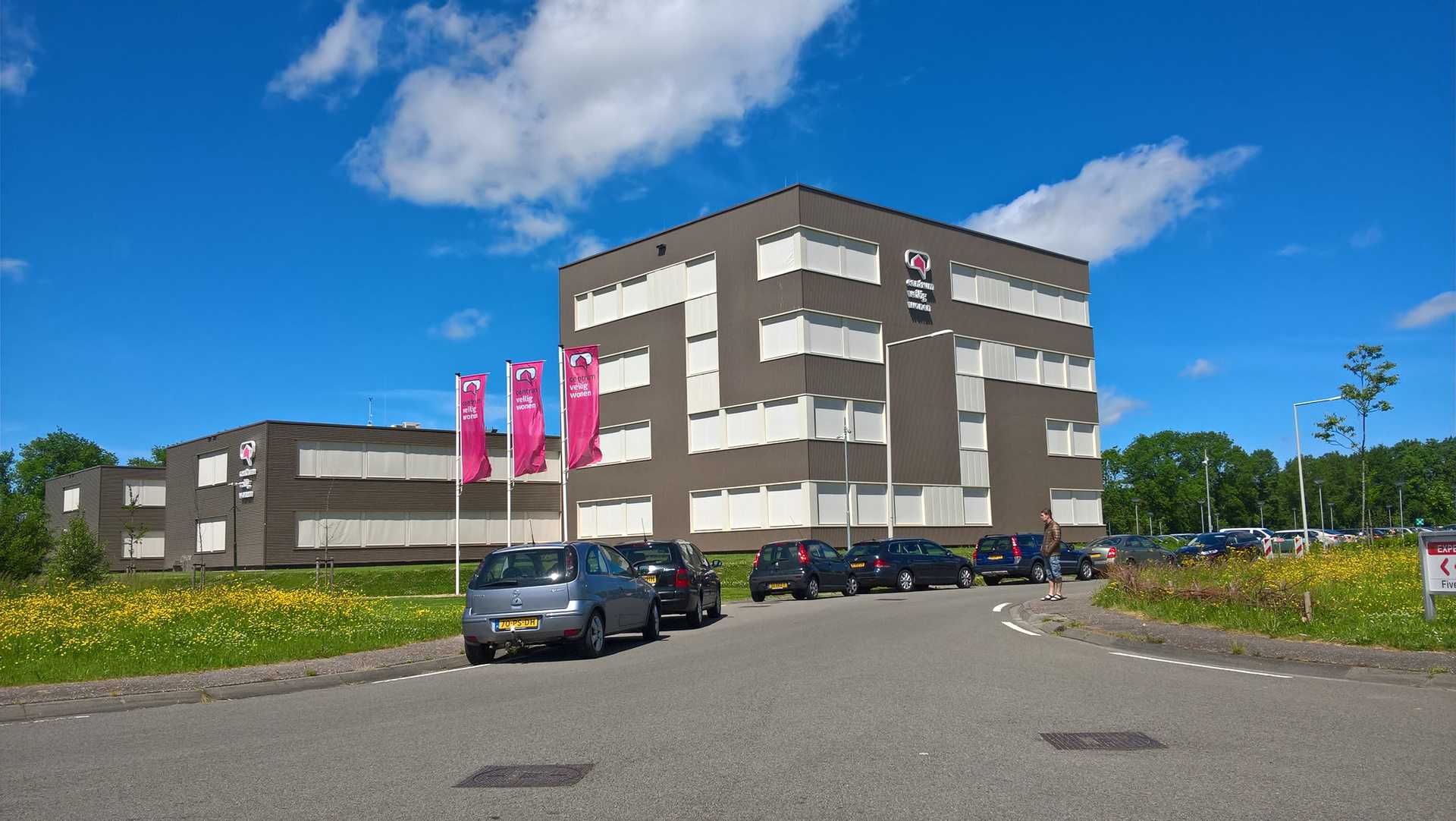 Het kantoor van Centrum Veilig Wonen vanaf de straatkant
