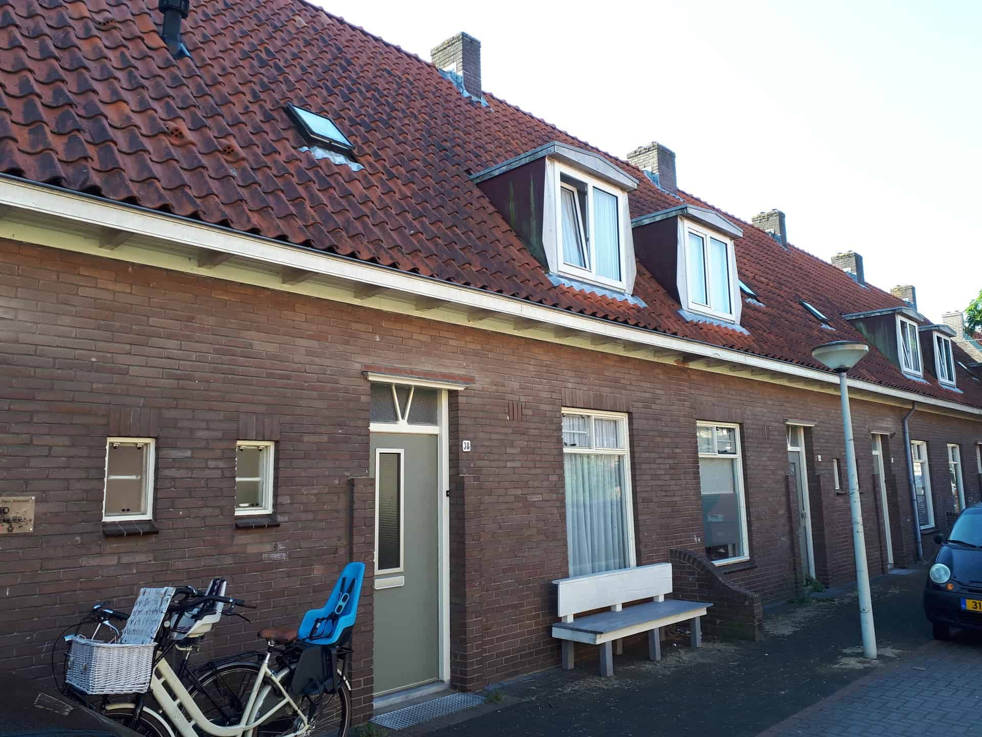Rijtjeshuizen met dakkapellen