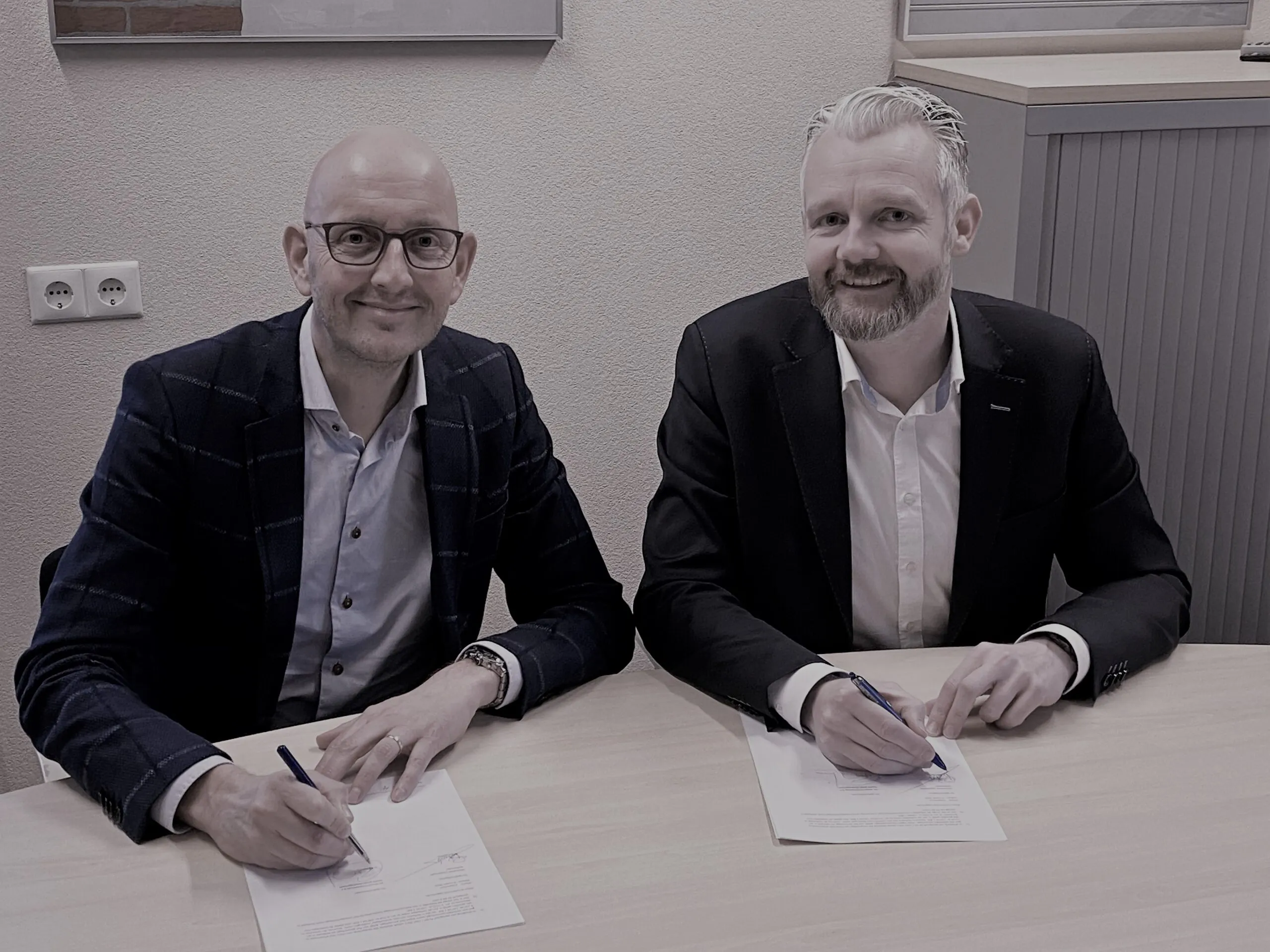 Ondertekening aannemingsovereenkomst OBS De Zandplaat